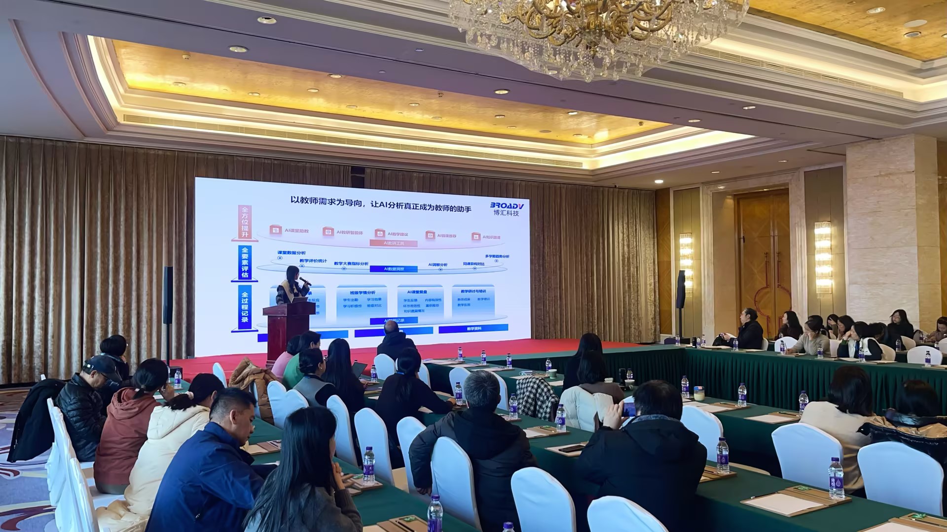 1766976568274957.jpg 87949c79-13bf-4c67-a924-c1757b14df85.jpg